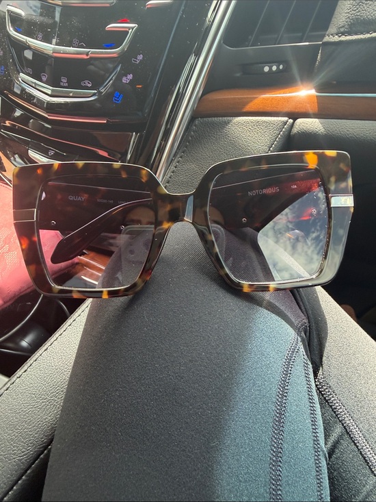 Quay Australia Accessories - Quay Australia Oversized Square Tortoise Sunglasses - Dark Brown Tortoise